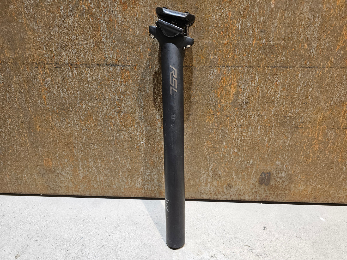 BONTRAGER RSL CARBON SEAT POST 31.6MM 330MM / 400MM