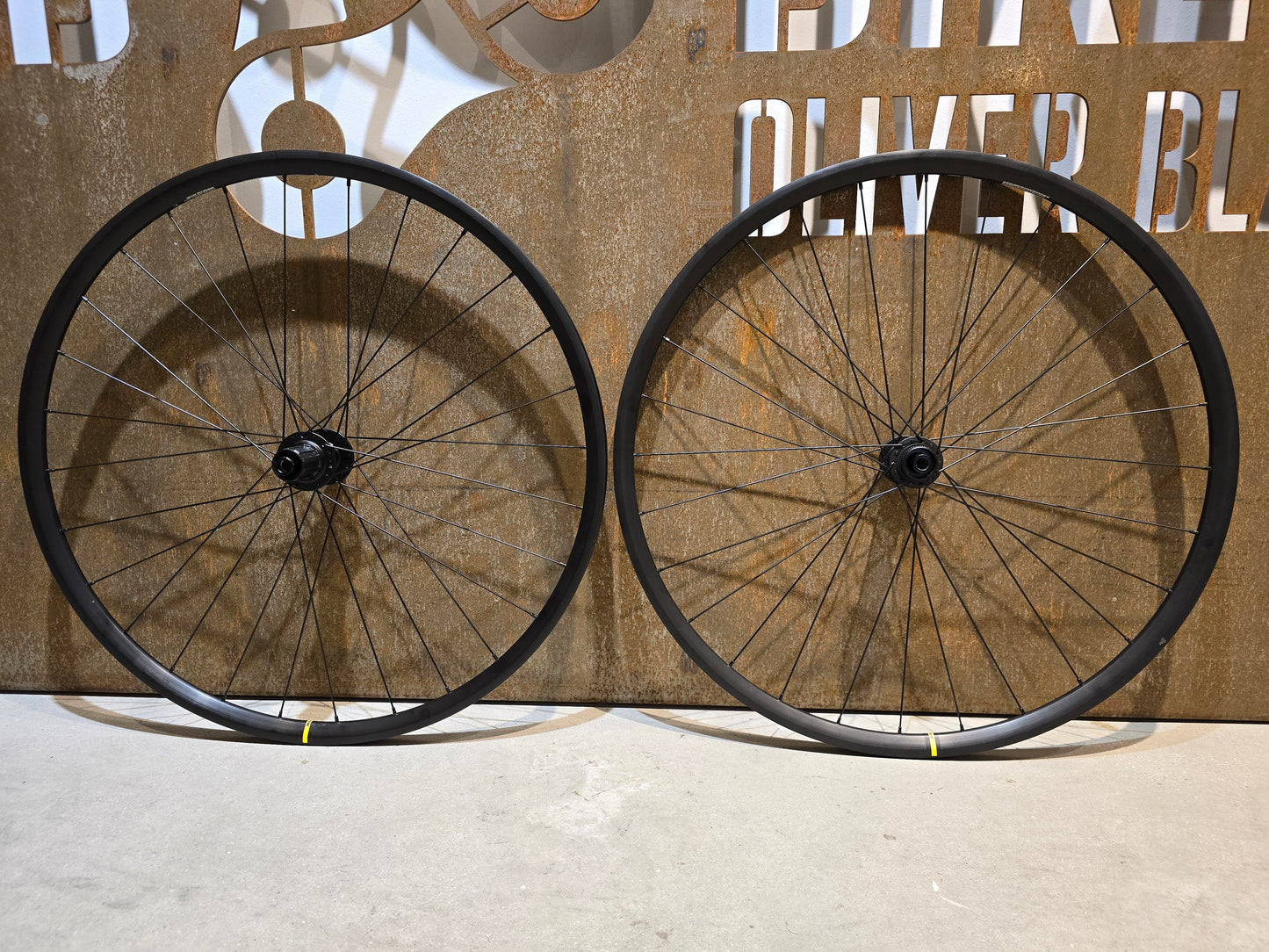 MAVIC OPEN DISC / FORMULA LAUFRADSATZ 700C DISC