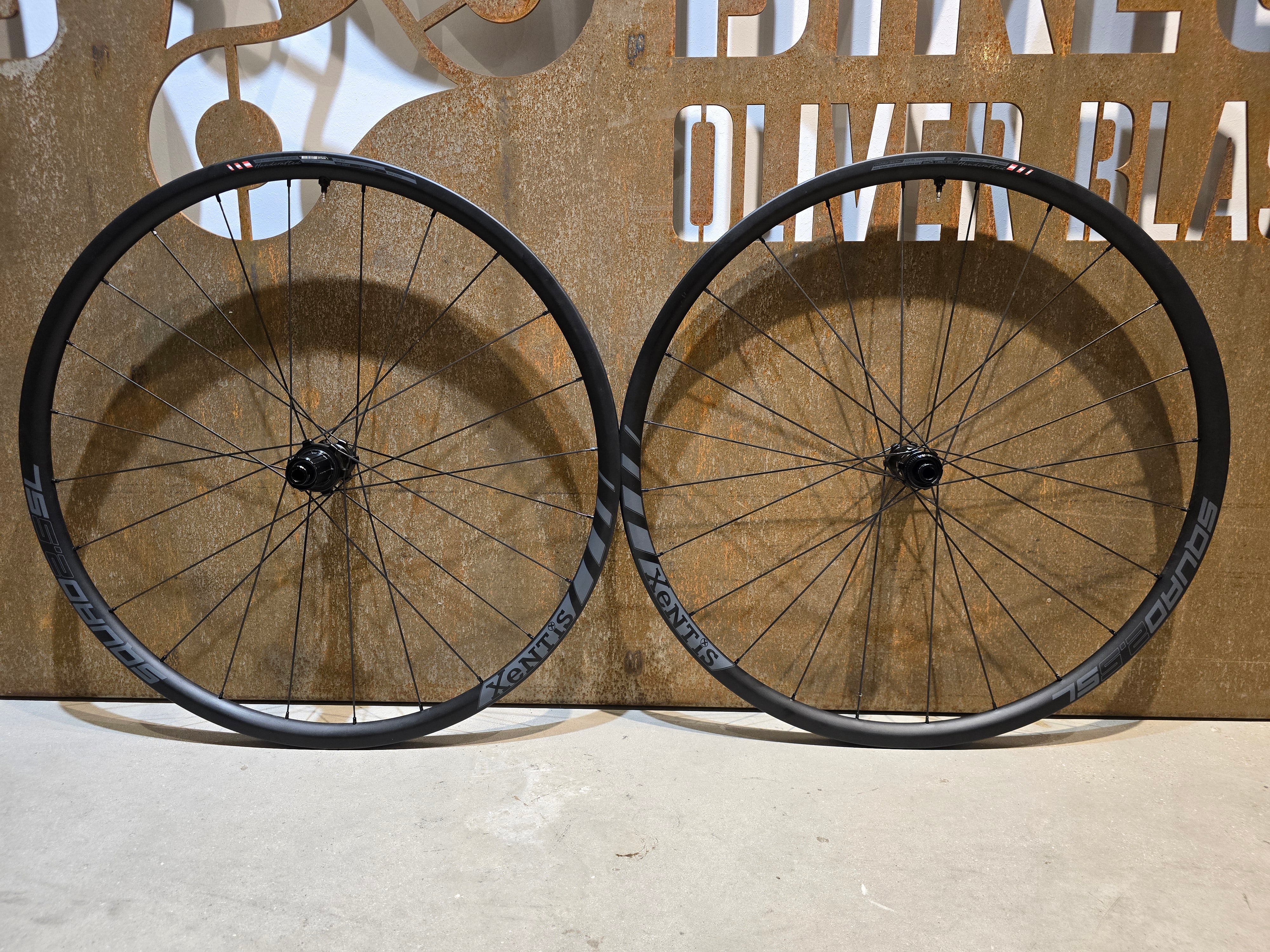 XENTIS SQUAD 2.5 SL SCHWARZ / CERAMICSPEED LAUFRADSATZ 700C DISC – Used  Bikes Oliver Blas GmbH