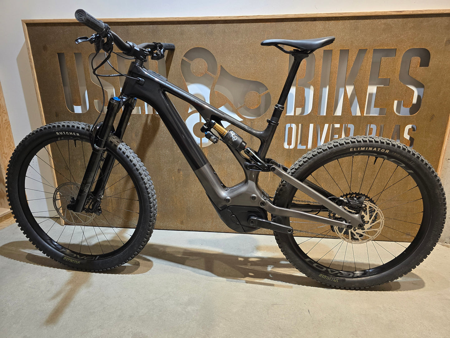 SPECIALIZED TURBO LEVO EXPERT CUSTOMBUILD / S4