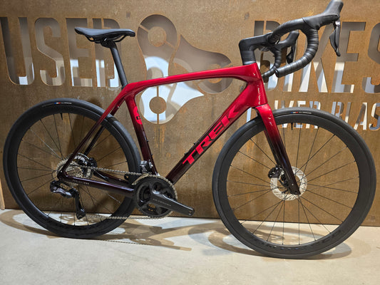 TREK DOMANE SLR 7 GEN 4 / RED SMOKE / 56CM