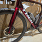 TREK MADONE SLR 9 GEN 8 / CARBON RED SMOKE / M/L