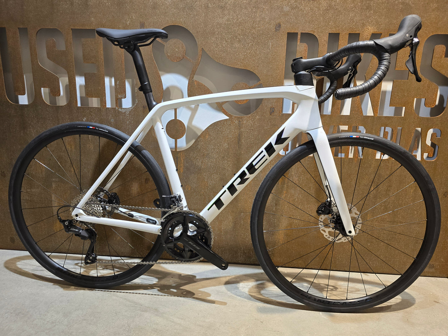 TREK EMONDA SL 5 / WHITE PRISMATIC / 56CM