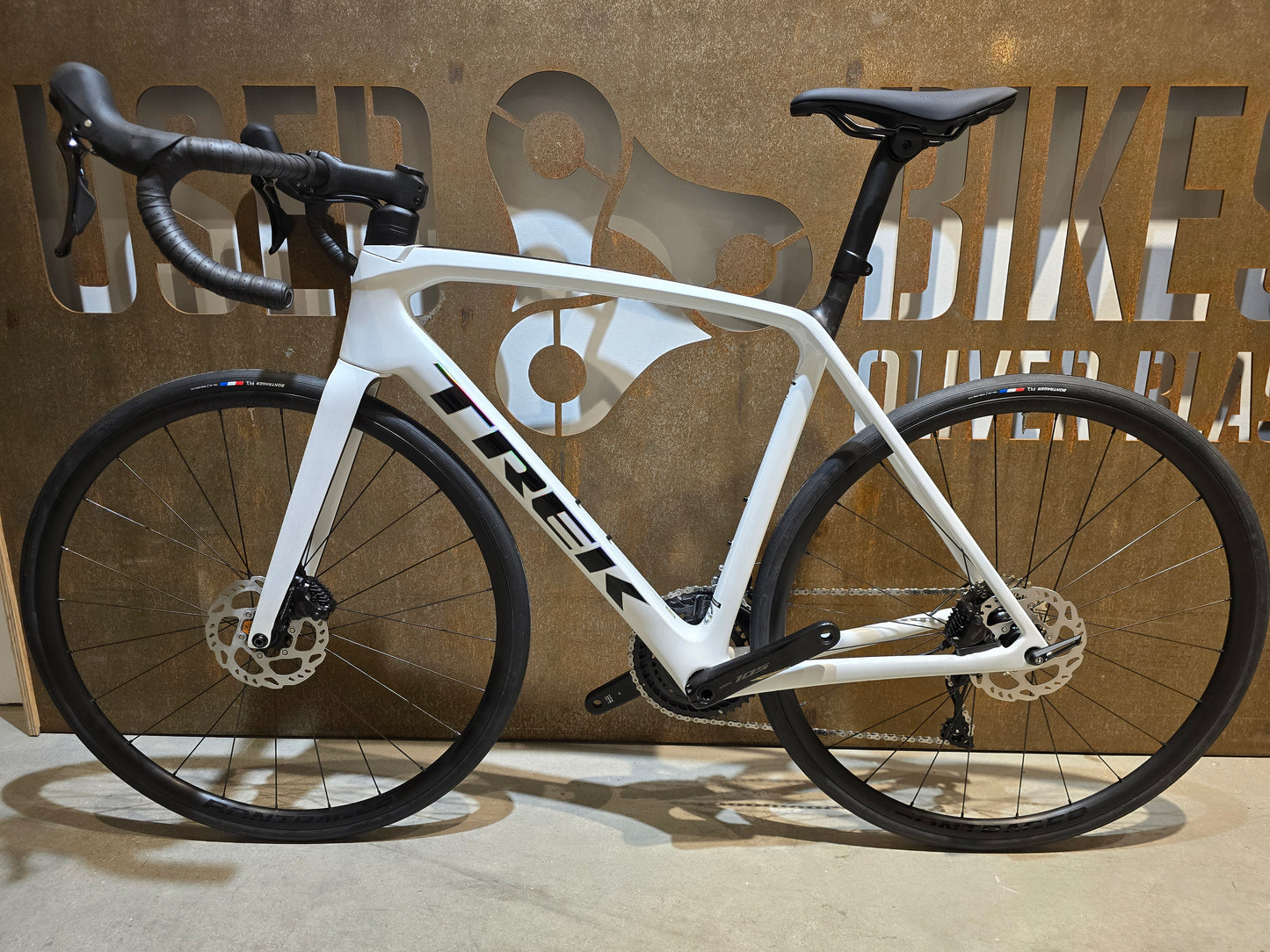 TREK EMONDA SL 5 / WHITE PRISMATIC / 56CM