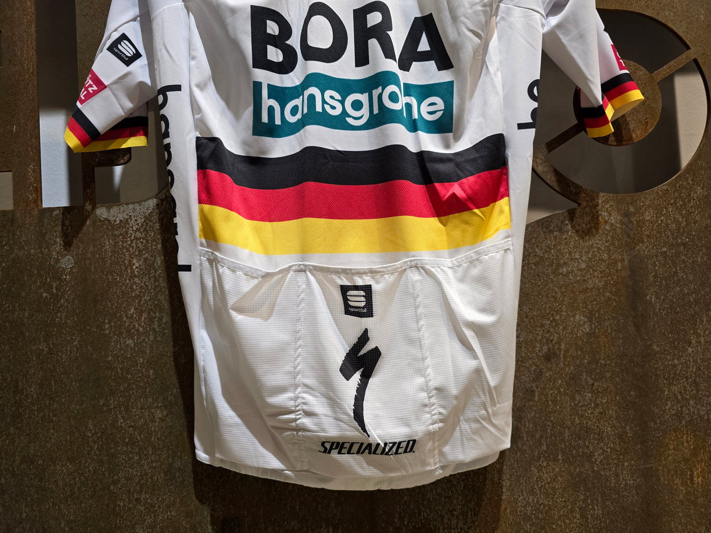 SPORTFUL BORA HANSGROHE BOMBER JERSEY / KURZARM TRIKOT / DEUTSCHER MEISTER