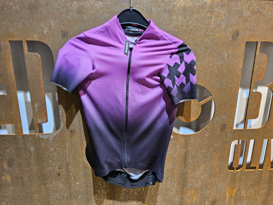 ASSOS DYORA RS JERSEY S9 / KURZARM TRIKOT / DAMEN / PROF VENUS VIOLET