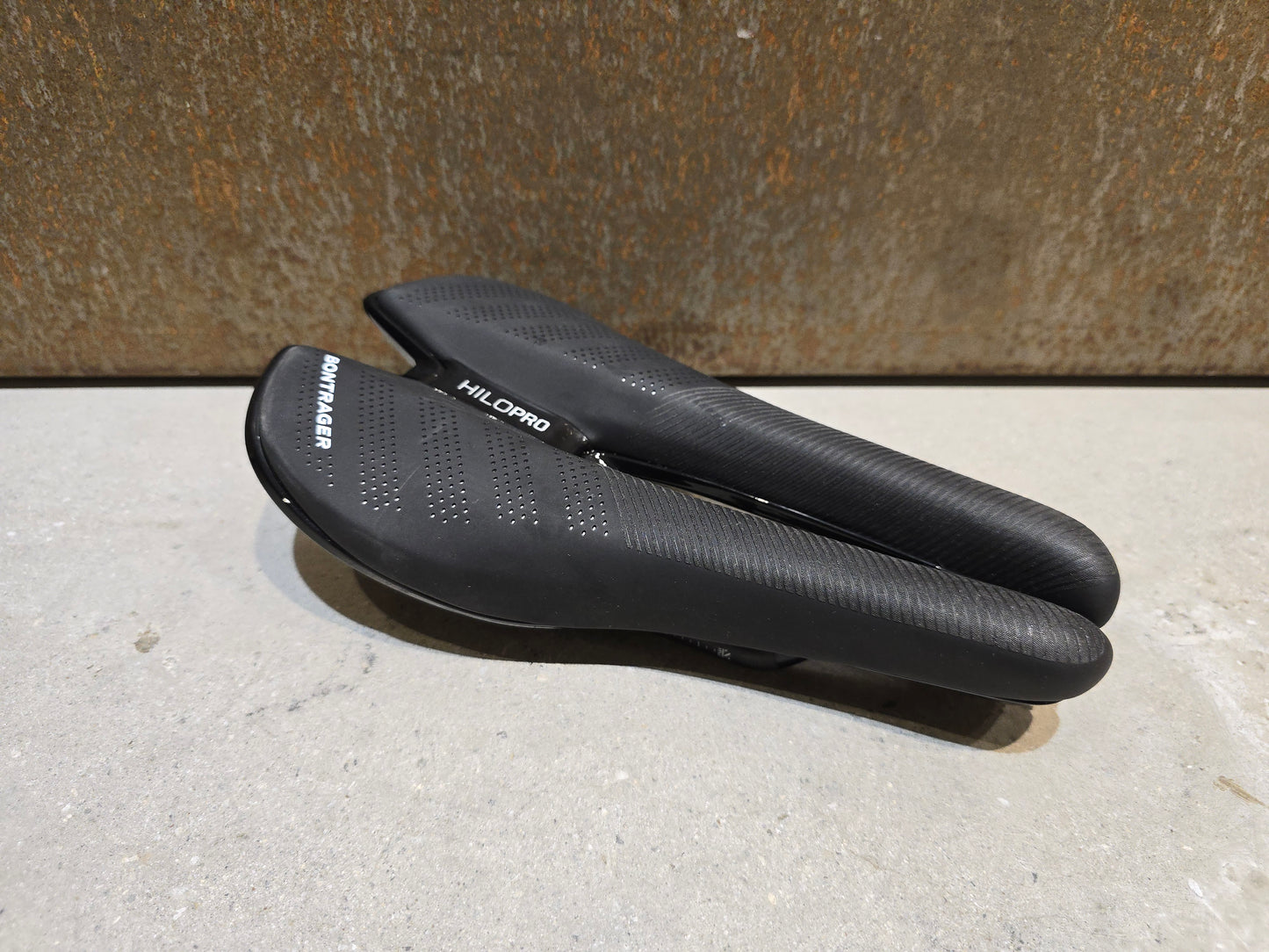 BONTRAGER HILO PRO CARBON SATTEL 134MM