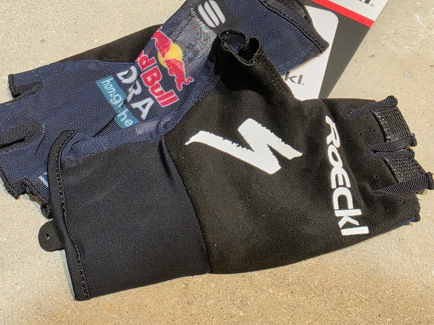 ROECKL RED BULL - BORA HANSGROHE LIGHT GLOVE HANDSCHUH / BLAU