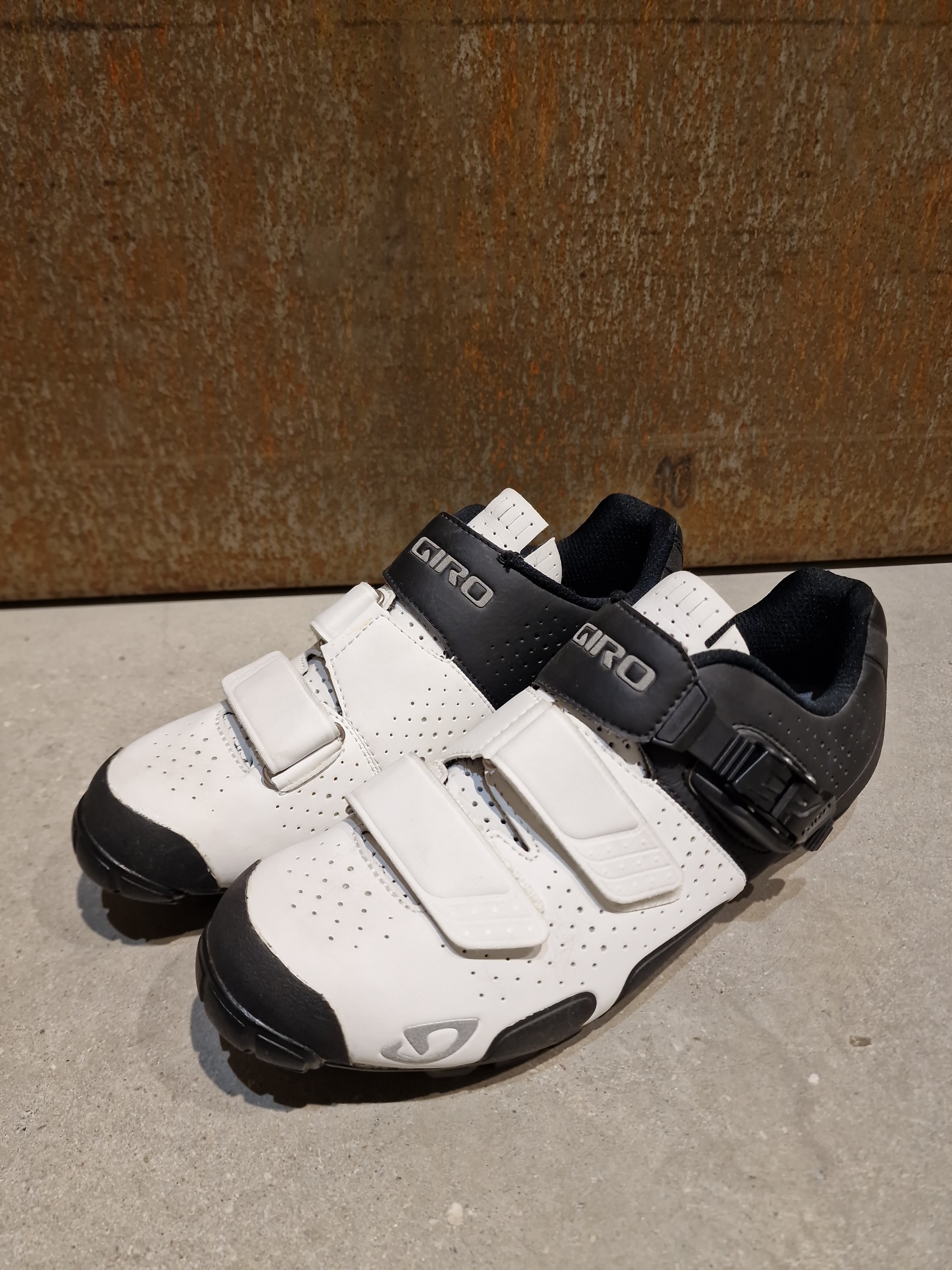 Ladies mountain clearance bike shoes